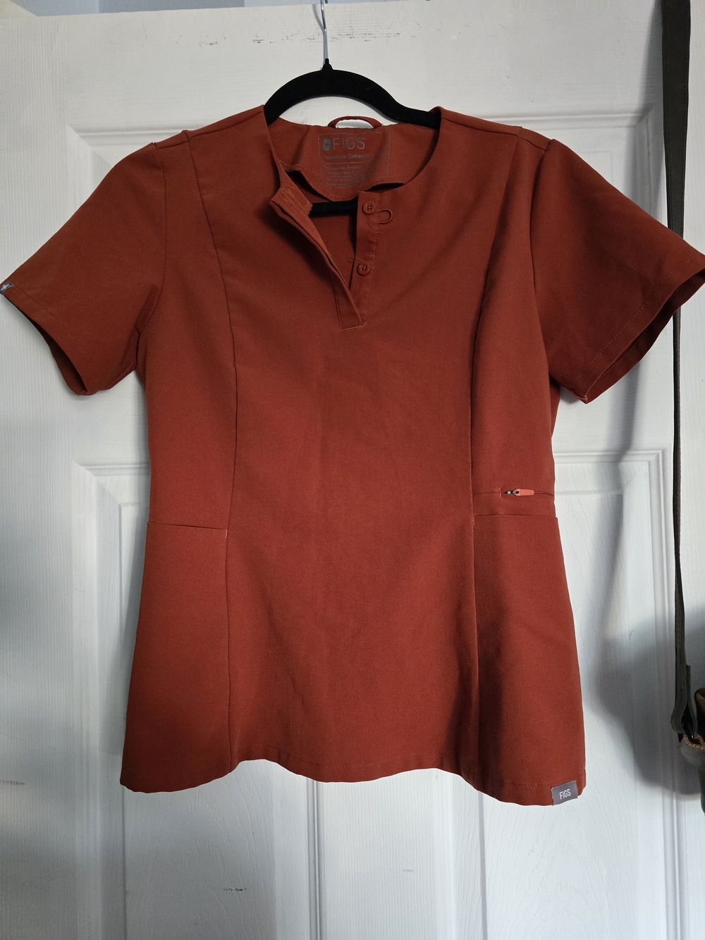 FIGS Bristol Scrub Top - Auburn - XXS